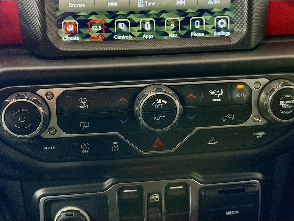 used 2022 Jeep Wrangler Unlimited car, priced at $27,510