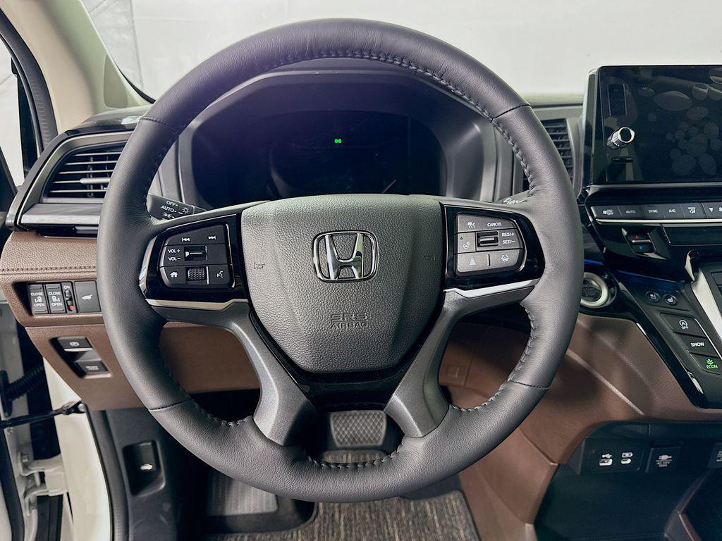 new 2026 Honda Odyssey car, priced at $52,790