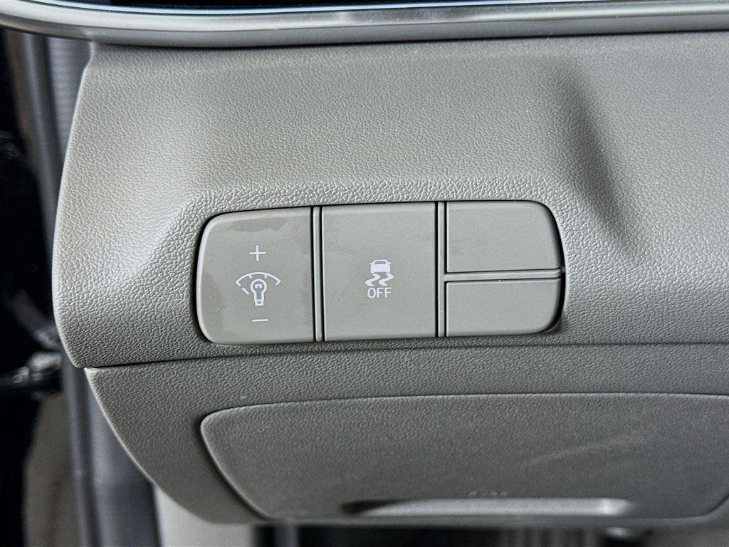 used 2024 Hyundai Elantra car, priced at $21,999