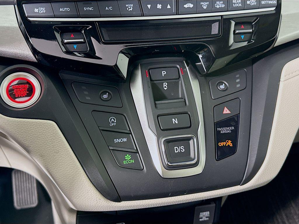 new 2026 Honda Odyssey car, priced at $41,638