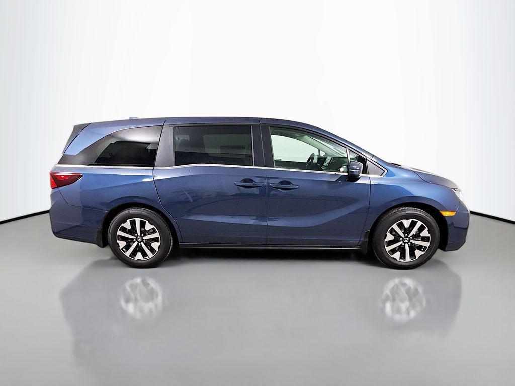 new 2026 Honda Odyssey car, priced at $41,638