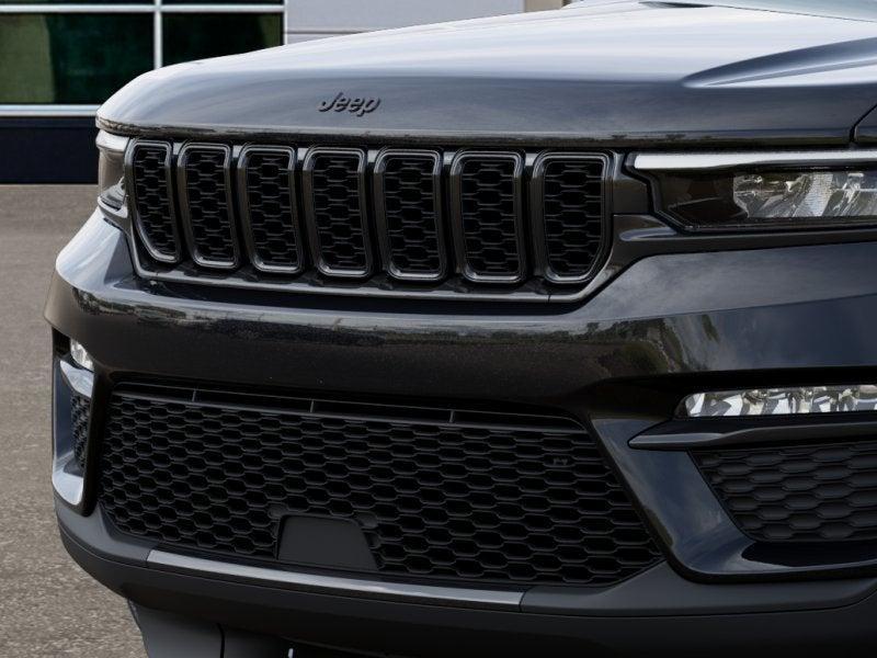 new 2025 Jeep Grand Cherokee car, priced at $45,475