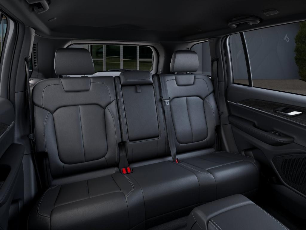 new 2025 Jeep Grand Cherokee car, priced at $45,475