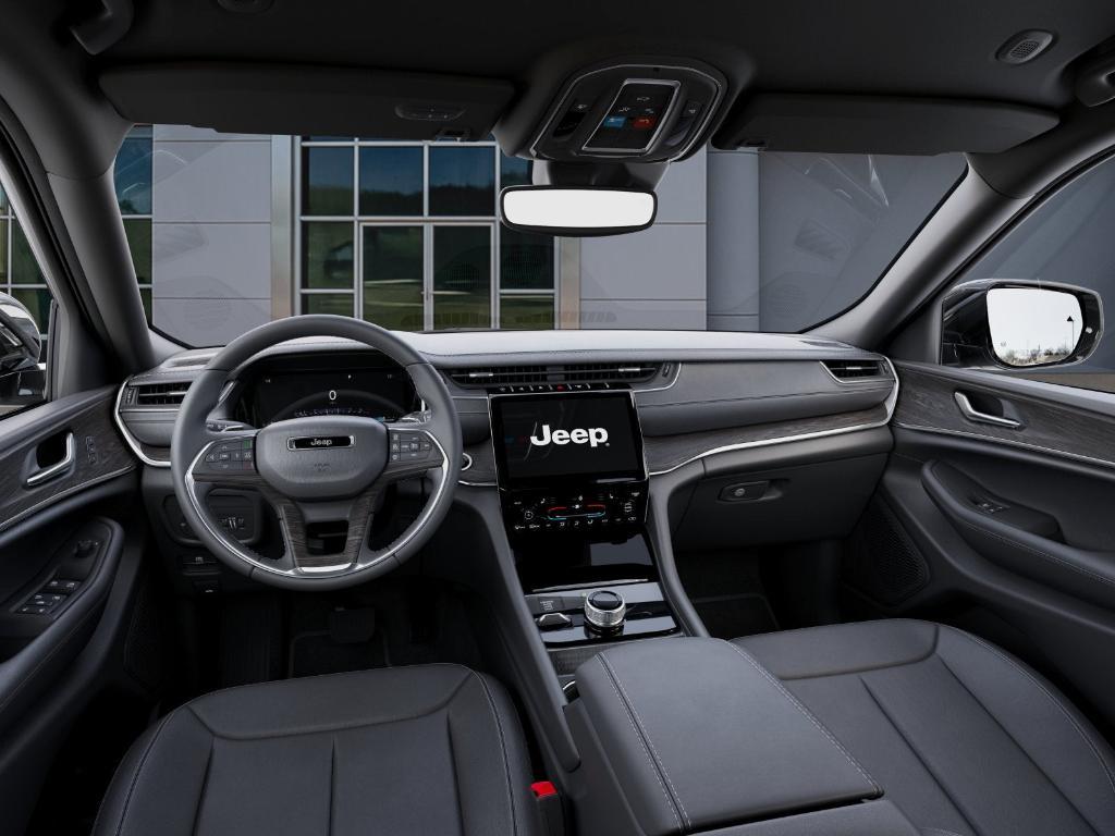new 2025 Jeep Grand Cherokee car, priced at $45,475