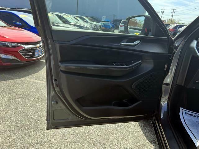 used 2023 Jeep Grand Cherokee car, priced at $30,858