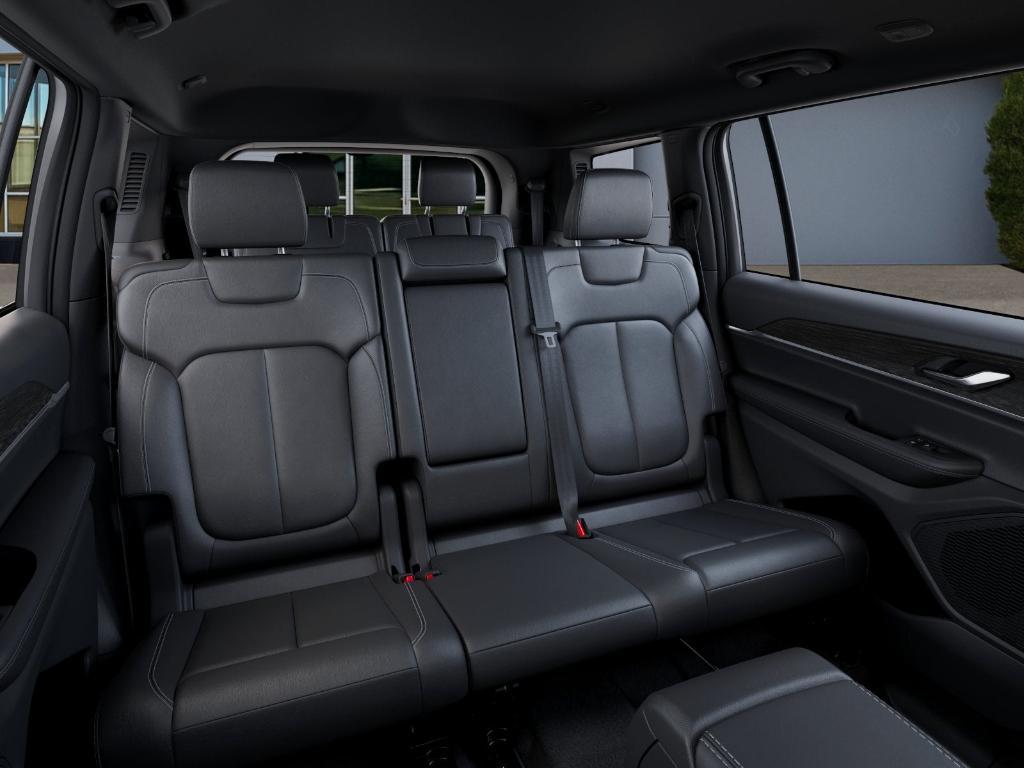 new 2025 Jeep Grand Cherokee L car, priced at $42,750