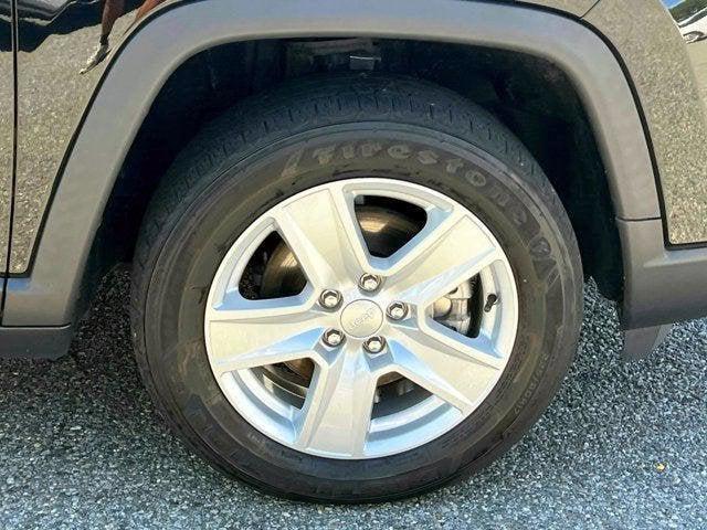 new 2022 Jeep Compass car, priced at $18,354