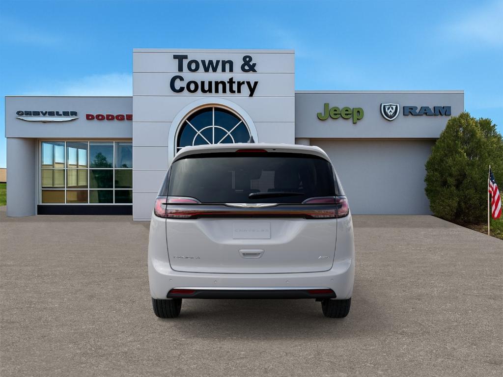 new 2026 Chrysler Pacifica car, priced at $45,585