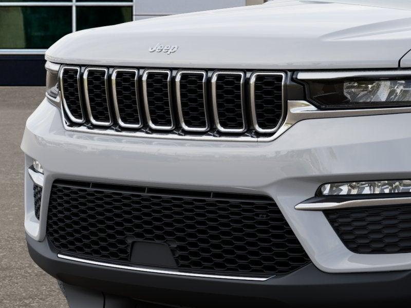 new 2025 Jeep Grand Cherokee car, priced at $41,655