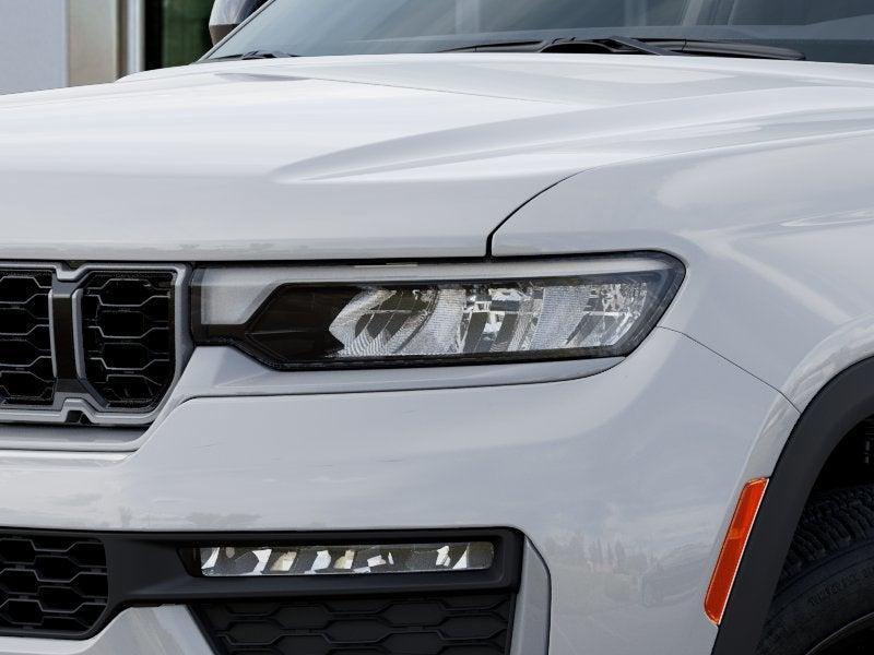 new 2026 Jeep Grand Cherokee car, priced at $47,215
