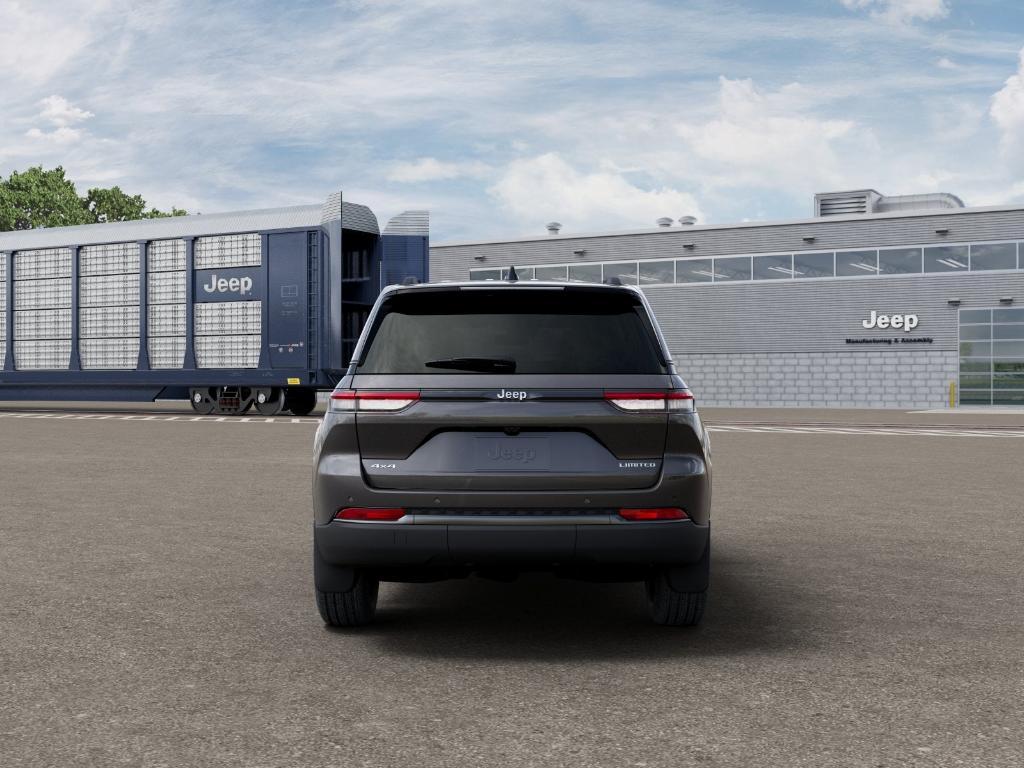 new 2026 Jeep Grand Cherokee car, priced at $51,330