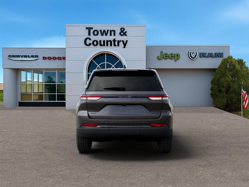 new 2025 Jeep Grand Cherokee car, priced at $45,475