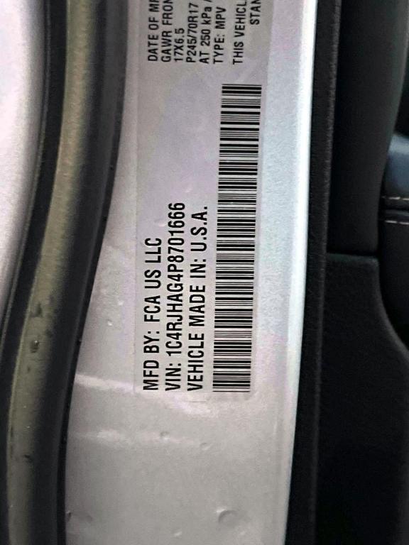 used 2023 Jeep Grand Cherokee car, priced at $25,869