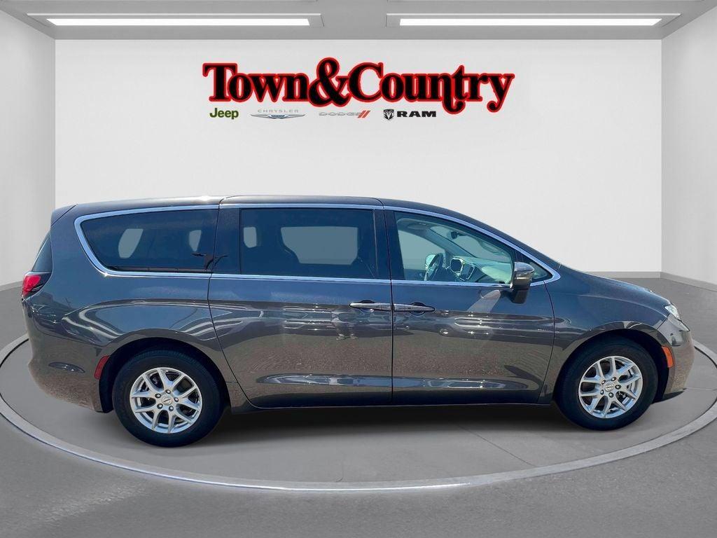 used 2023 Chrysler Pacifica car, priced at $23,744