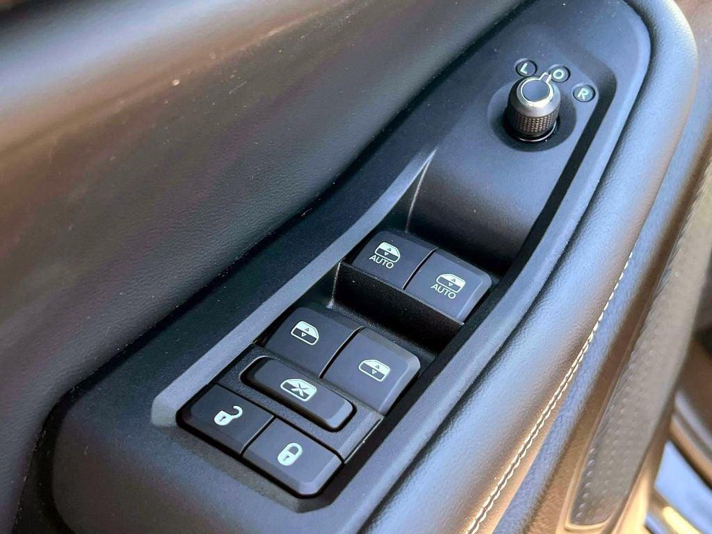 used 2023 Jeep Grand Cherokee car, priced at $26,080