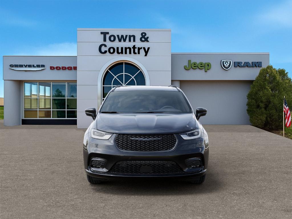 new 2026 Chrysler Pacifica car, priced at $45,105