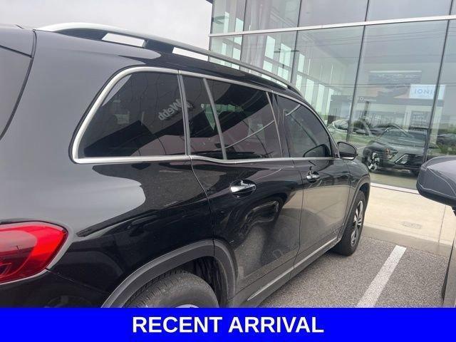 used 2025 Mercedes-Benz GLB 250 car, priced at $38,365