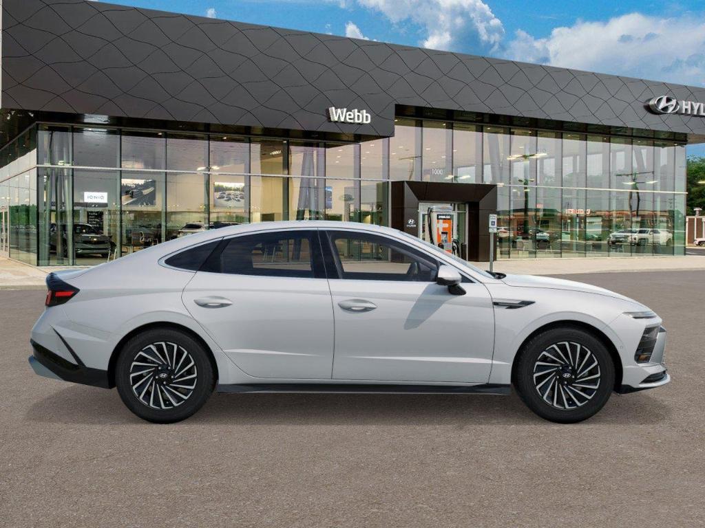new 2026 Hyundai Sonata Hybrid car, priced at $40,237