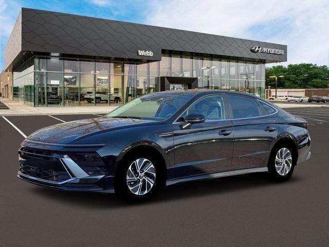 new 2026 Hyundai Sonata Hybrid car, priced at $29,429