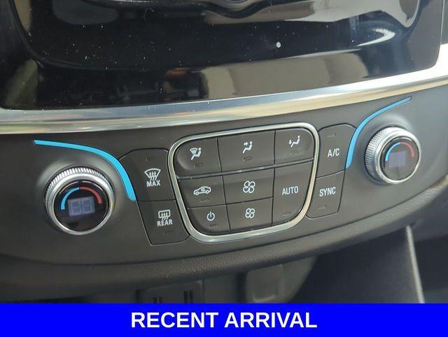 used 2023 Chevrolet Traverse car, priced at $25,019