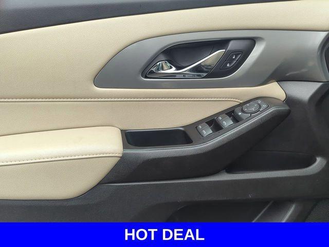 used 2023 Chevrolet Traverse car, priced at $22,885