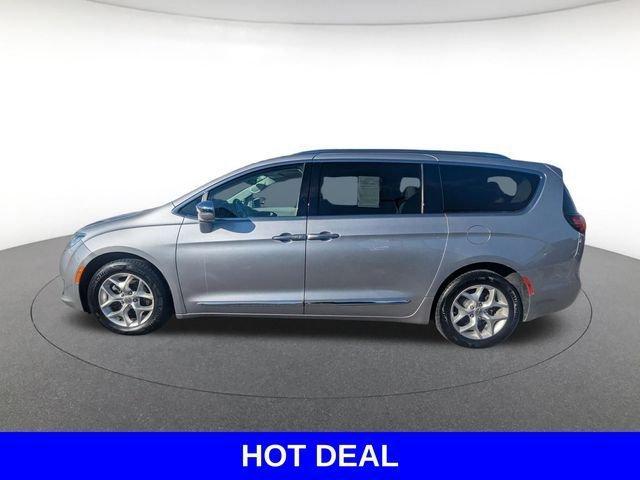 used 2020 Chrysler Pacifica car, priced at $15,715