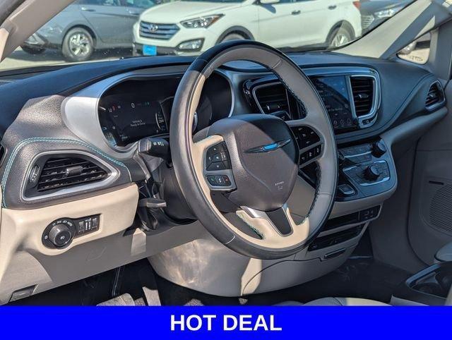 used 2018 Chrysler Pacifica Hybrid car, priced at $16,490