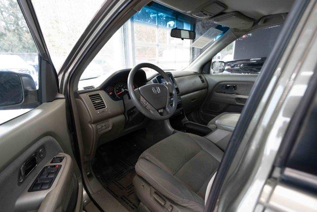 used 2008 Honda Pilot car, priced at $4,000