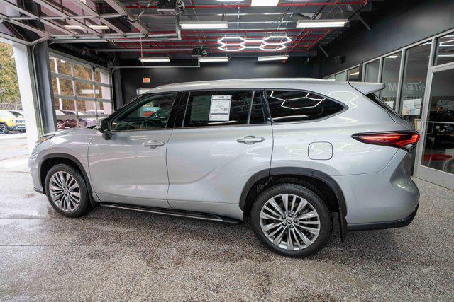 used 2024 Toyota Highlander Hybrid car, priced at $49,000