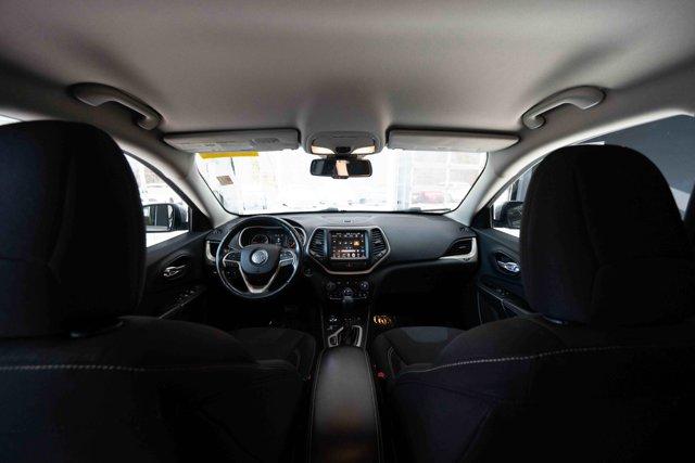 used 2015 Jeep Cherokee car, priced at $5,500