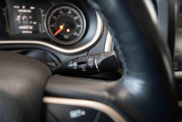 used 2015 Jeep Cherokee car, priced at $5,500