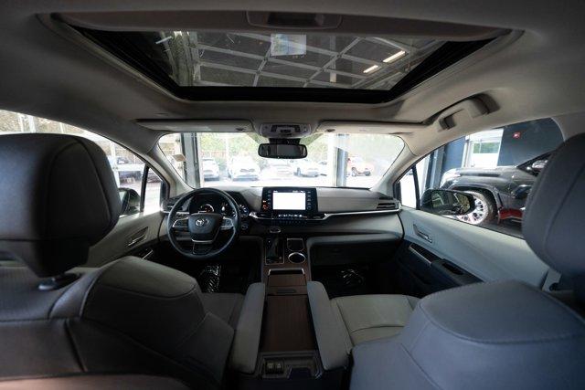 used 2024 Toyota Sienna car, priced at $34,400