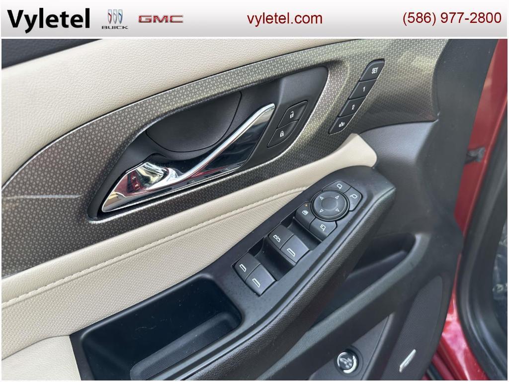 used 2023 Chevrolet Traverse car, priced at $37,995