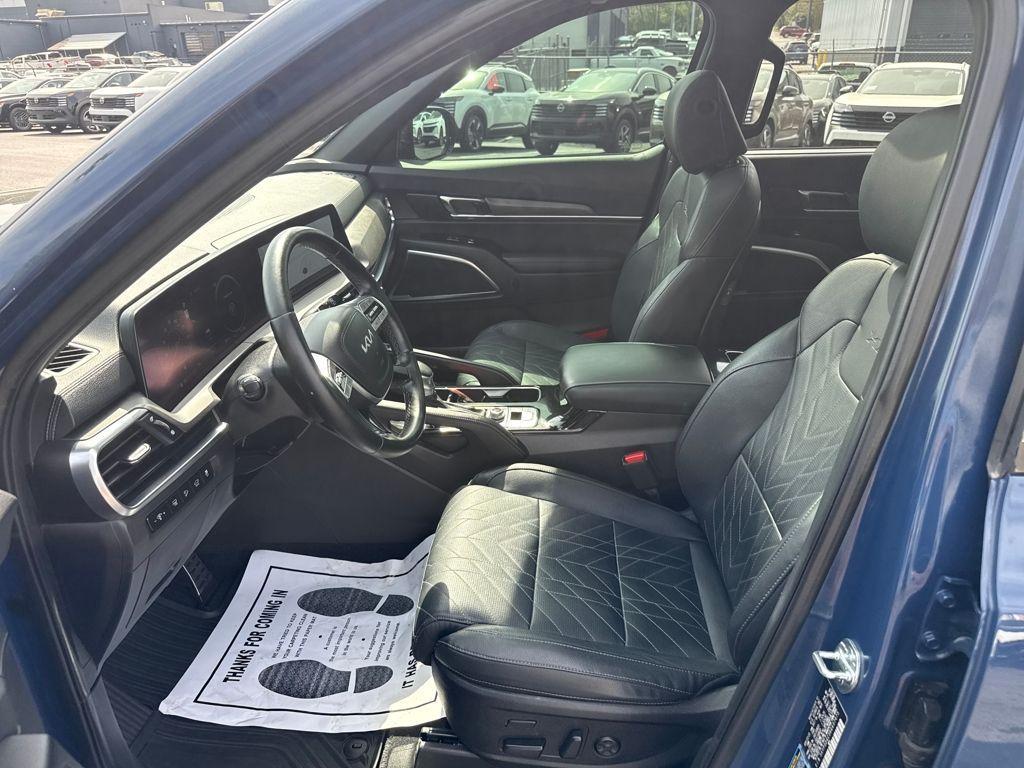 used 2024 Kia Telluride car, priced at $42,188