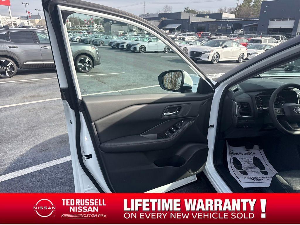 new 2026 Nissan Rogue car, priced at $27,695