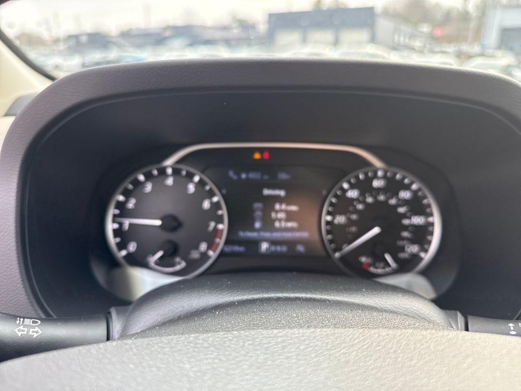 used 2025 Nissan Frontier car, priced at $32,988