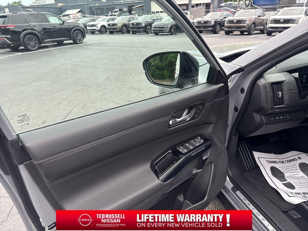 new 2026 Nissan Pathfinder car