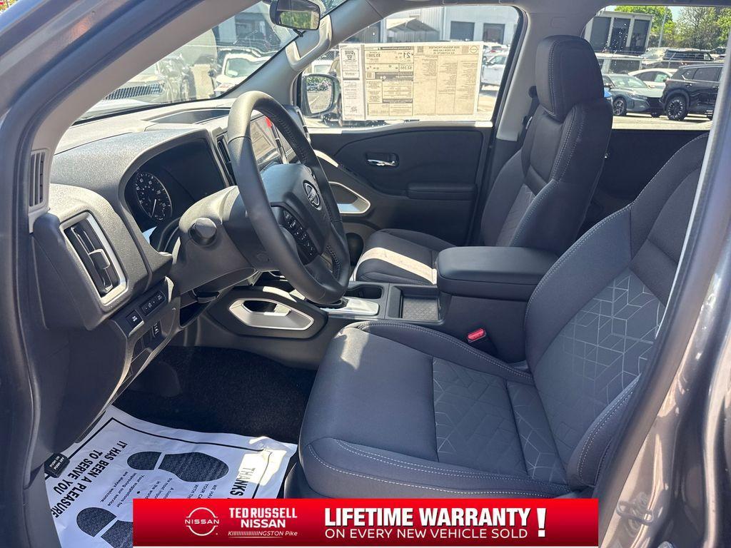 new 2026 Nissan Frontier car