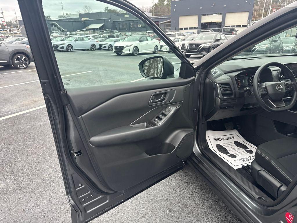 used 2025 Nissan Rogue car, priced at $27,488