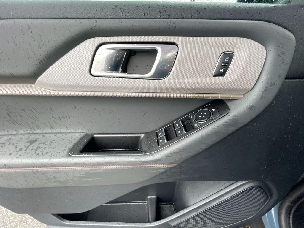 used 2025 Ford Explorer car, priced at $34,990