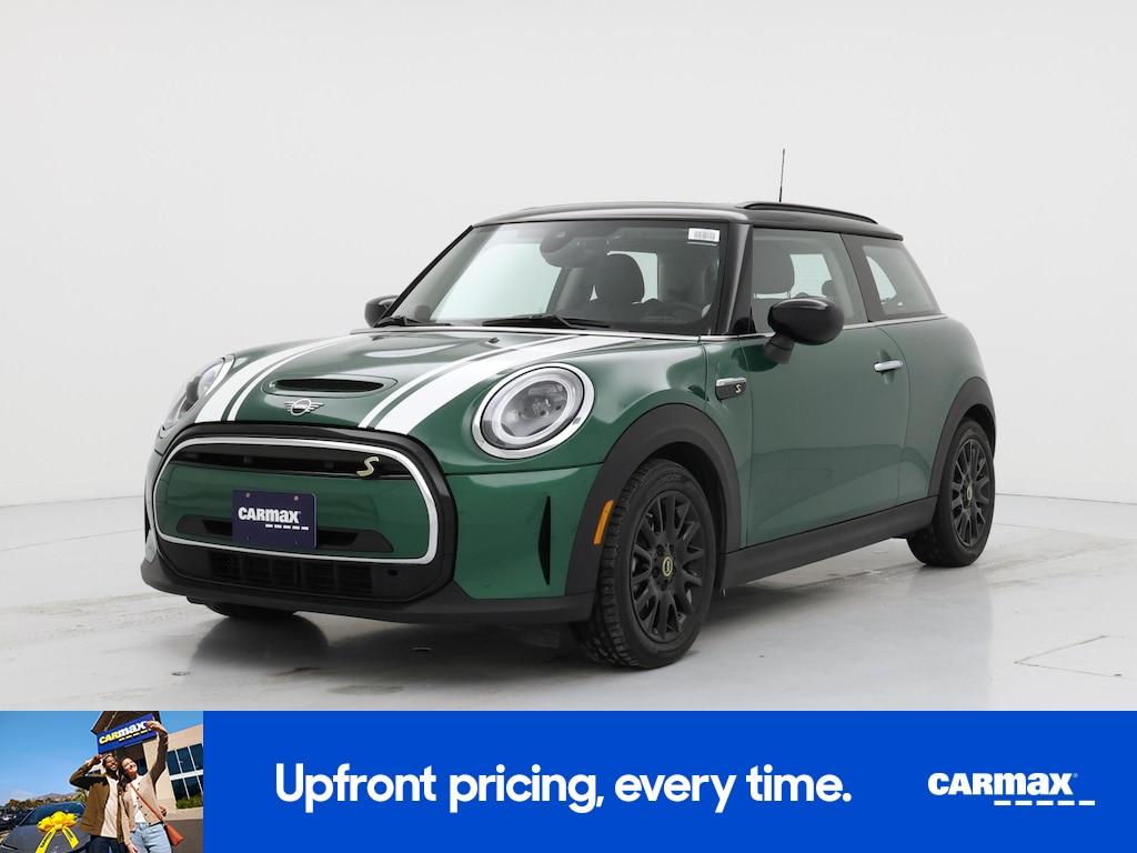 used 2023 MINI SE Hardtop car, priced at $23,998