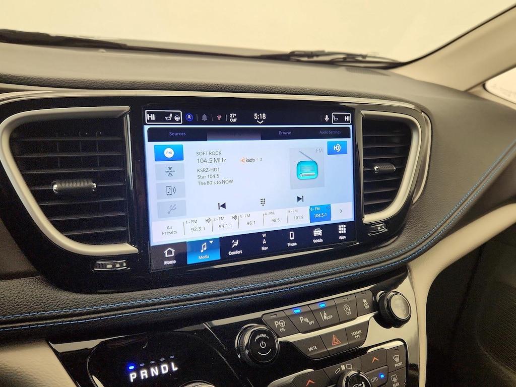 used 2021 Chrysler Pacifica car, priced at $30,998