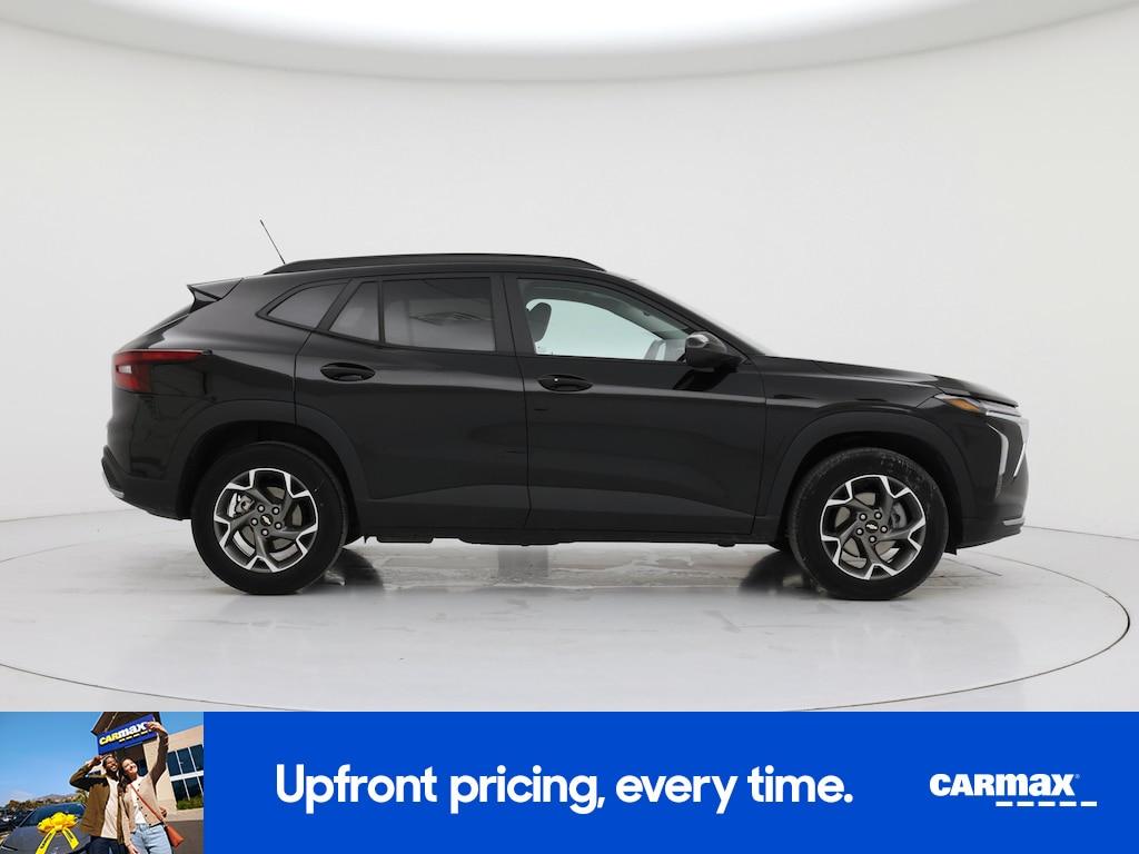 used 2025 Chevrolet Trax car, priced at $22,998