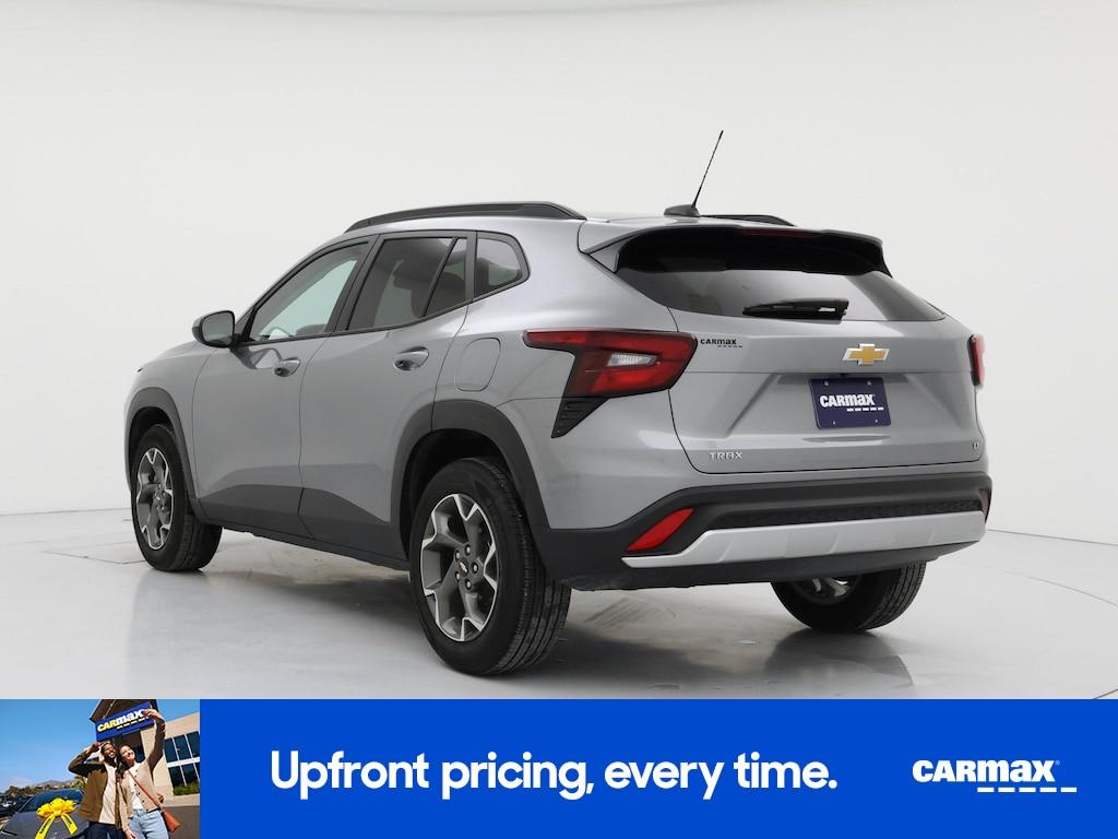 used 2025 Chevrolet Trax car, priced at $22,998