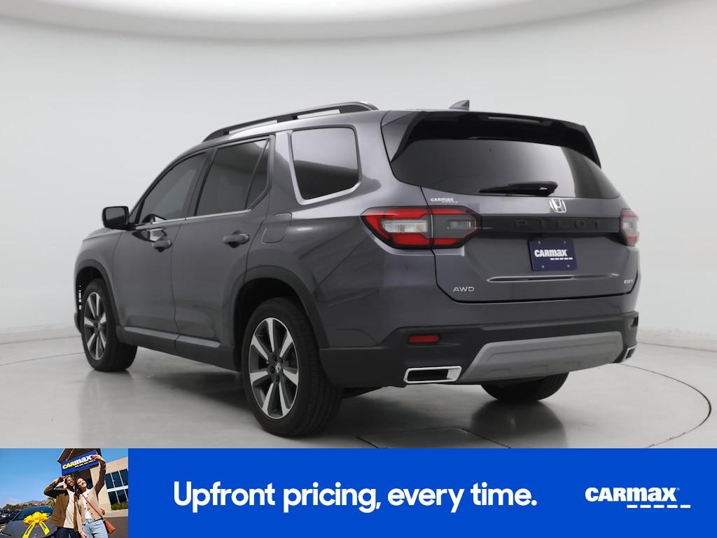 used 2025 Honda Pilot car, priced at $45,998