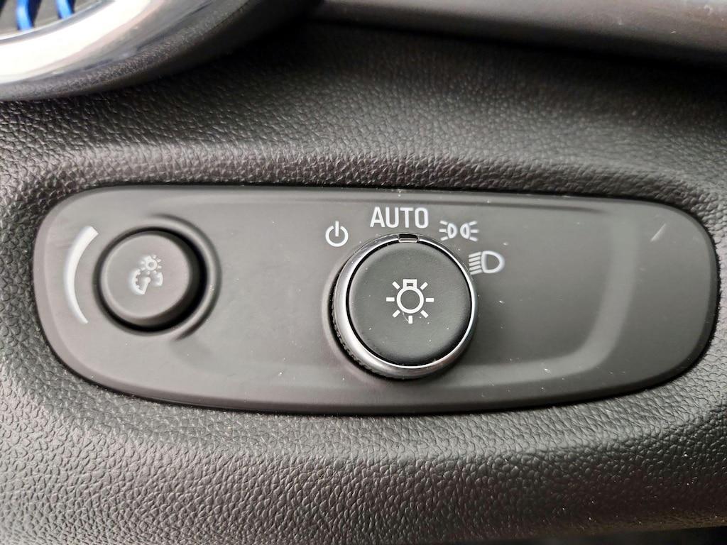 used 2025 Chevrolet Trax car, priced at $22,998