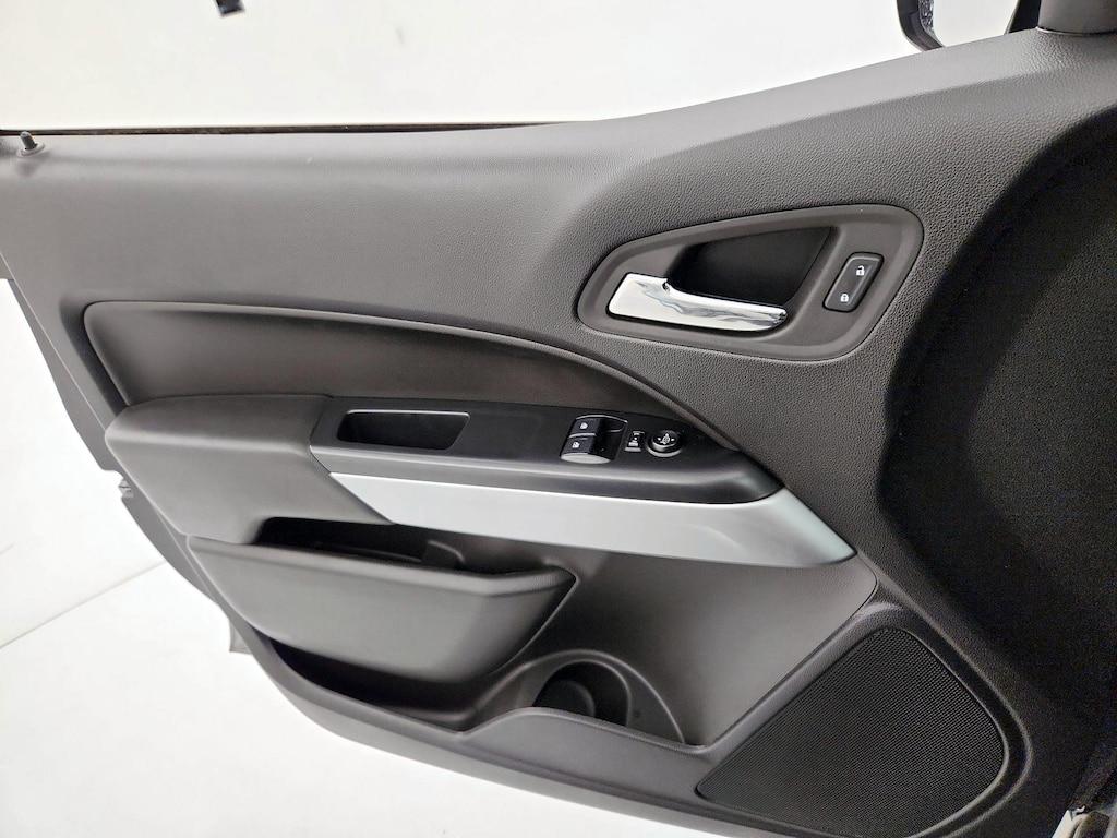 used 2022 Chevrolet Colorado car, priced at $22,998