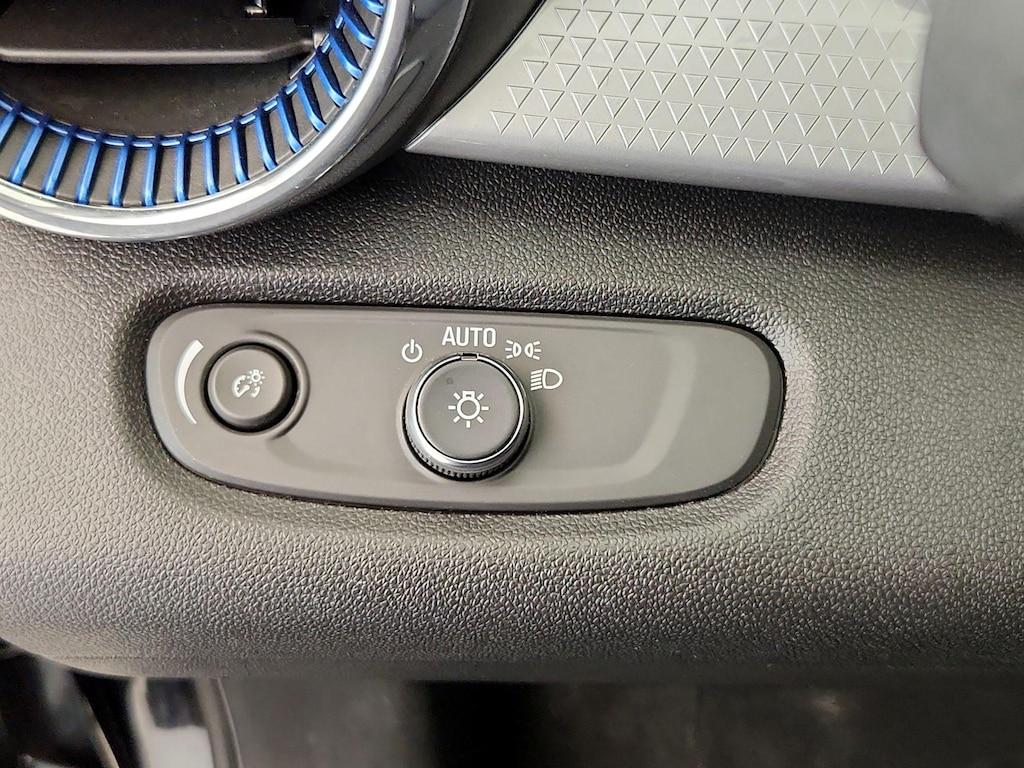 used 2025 Chevrolet Trax car, priced at $21,998