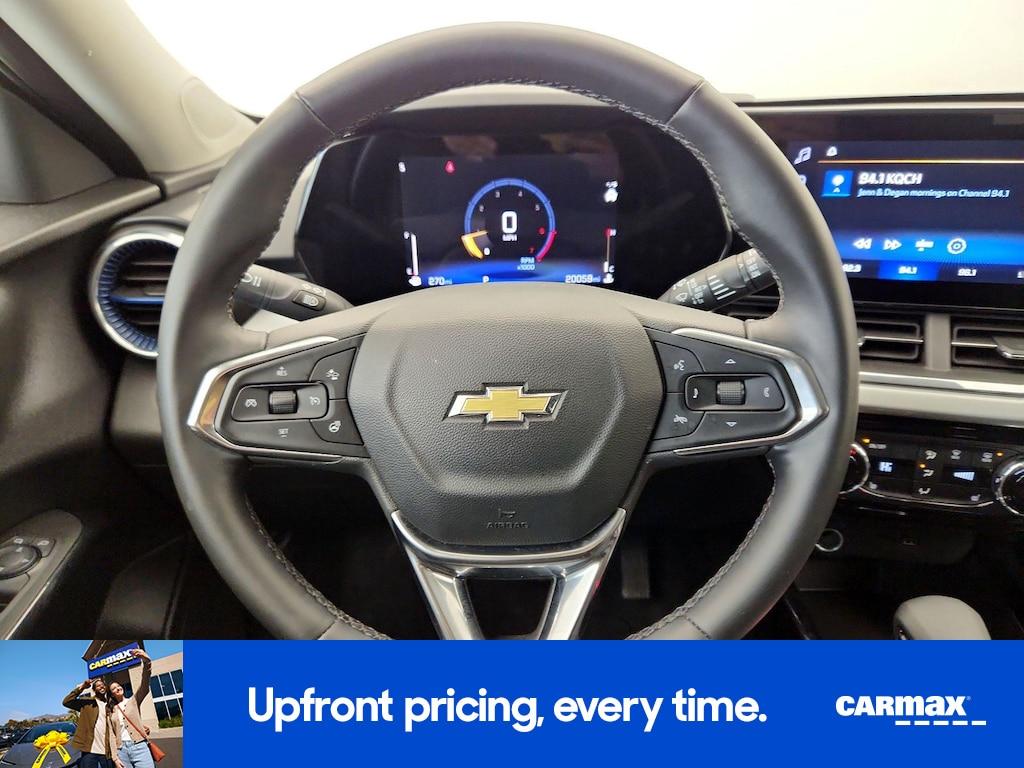 used 2025 Chevrolet Trax car, priced at $21,998