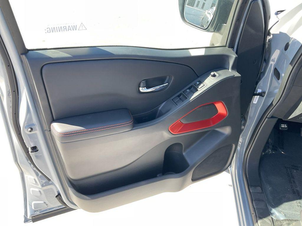 new 2025 Nissan Frontier car, priced at $39,972